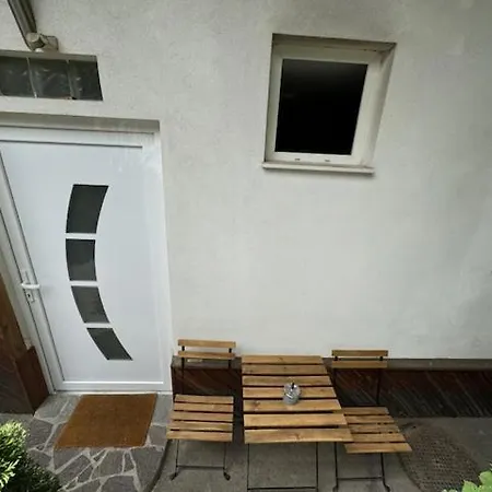 Appartement Cozy Flat Near Tivoli Park With Free Parking à Ljubljana Extérieur photo