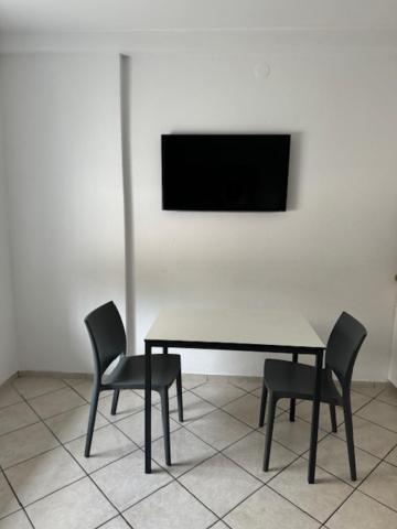 Cozy Flat Near Tivoli Park With Free Parking Appartement